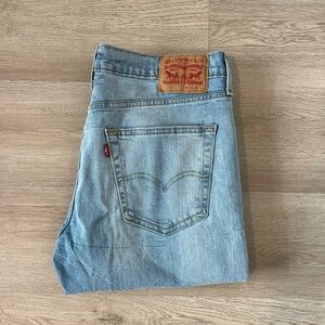 Levi's 514 Men's Jeans 34x30 Blue Light Wash, Straight Leg, Classic Fit